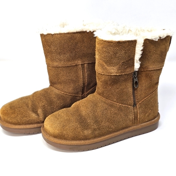 Koolaburra UGG Aribel Girls Boots | Suede Faux Fur Zip Winter Chestnut Size 4 - Picture 1 of 10